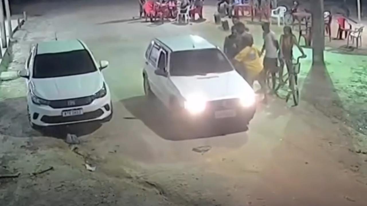 Vídeo: Guarda Civil é baleado e reage em tentativa de assalto