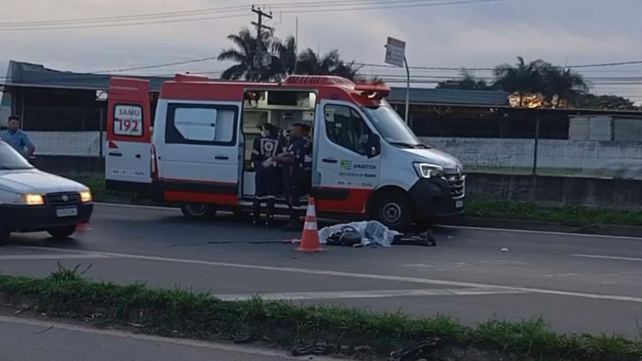 Acidente fatal na BR-153 deixa motociclista morto em Aparecida