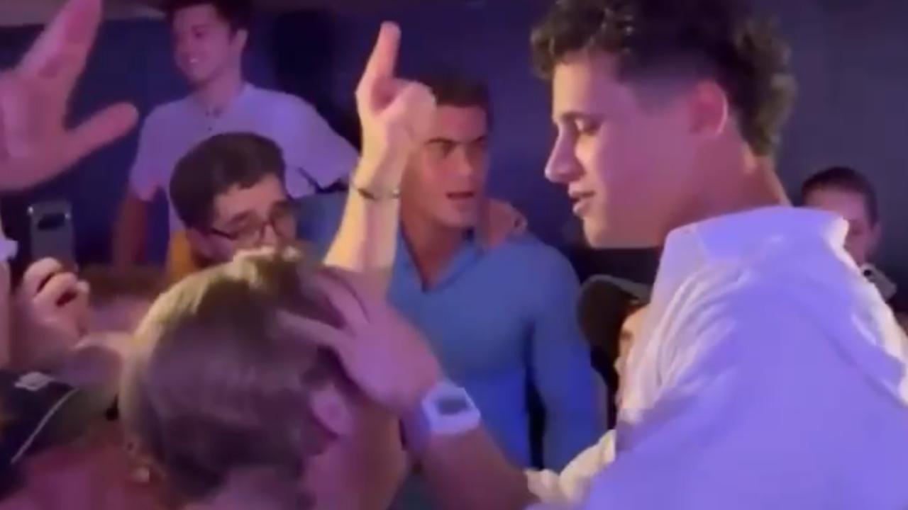 Vídeo: Celebração de Lando Norris após título da F1 gera comentários sobre gesto com amigo