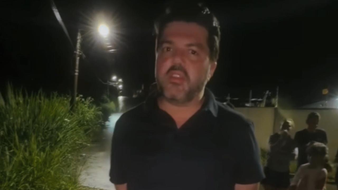 Vídeo: Prefeito Márcio Corrêa acompanha busca por adolescente que caiu em córrego de Anápolis