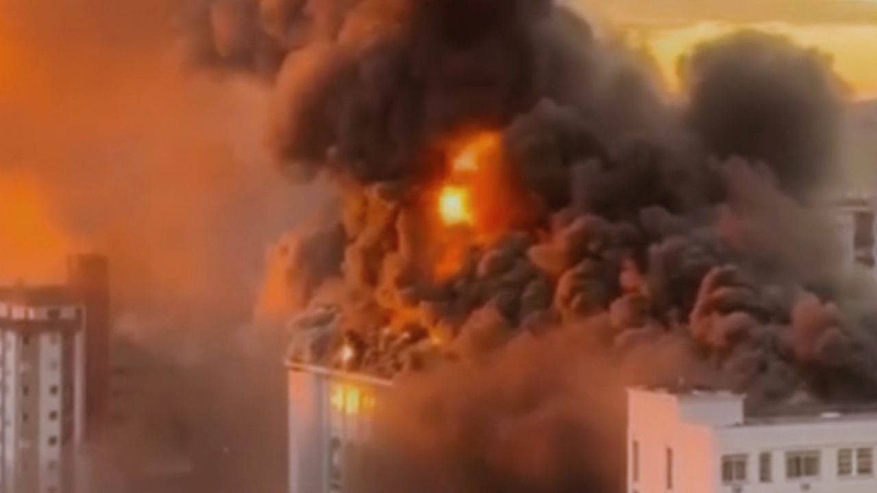 Vídeo: Incêndio atinge escola centenária no sul do país