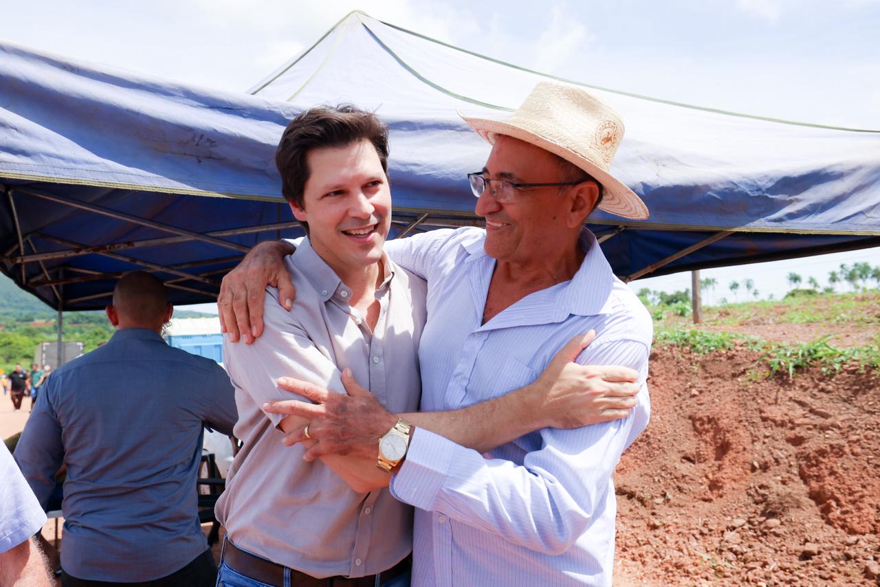 Daniel Vilela inaugura ponte sobre o rio Santa Maria, em Campestre de Goiás