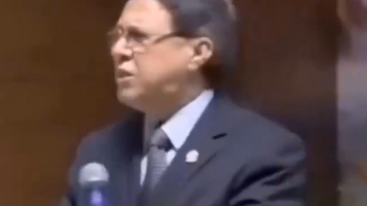 Pastor Jecer Gomes critica envolvimento político e alerta para divisão na igreja