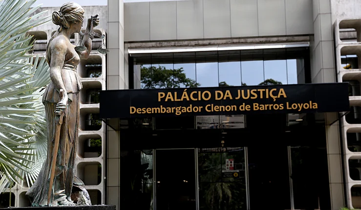 Justiça condena dono de copiadora por cooperação com Comando Vermelho