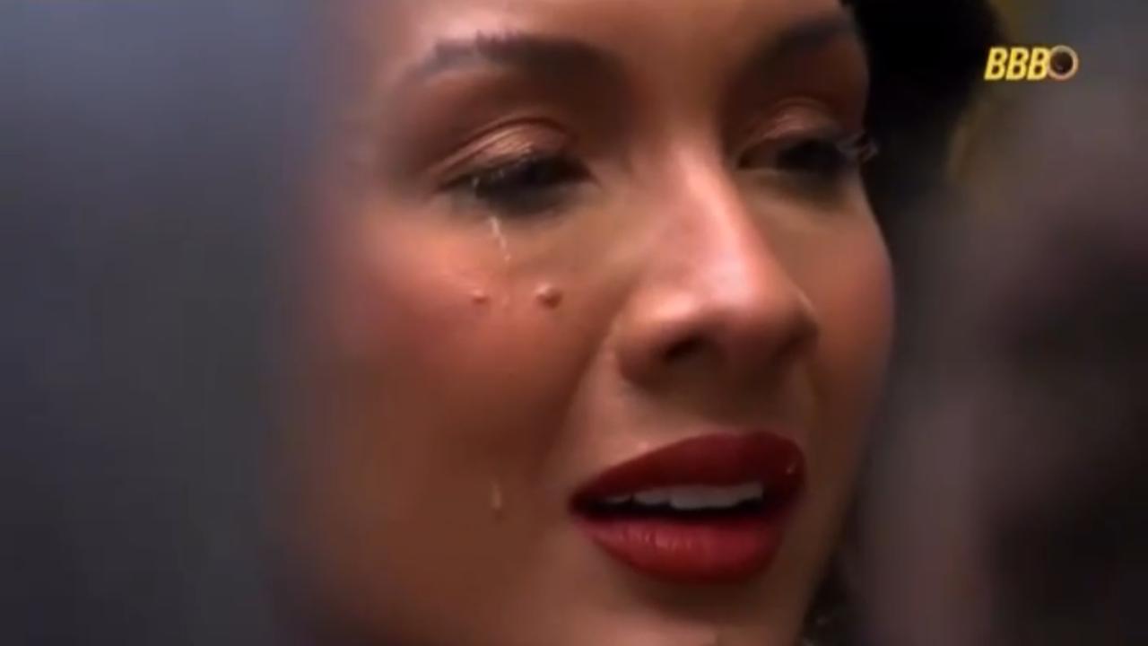 Vídeo: Maxiane chora após relato de assédio de Pedro no BBB: ‘Em lugar nenhum você (mulher) está segura’