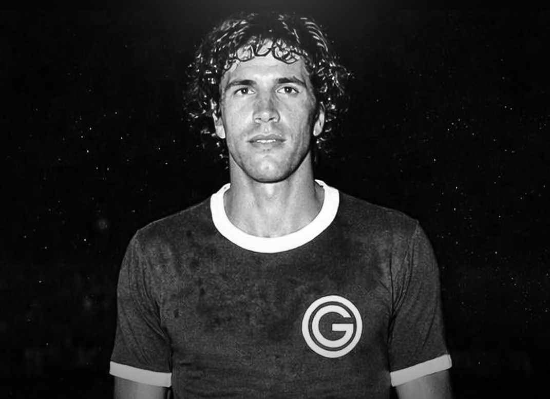 Ary Paghetti, ídolo do Goiás, morre aos 78 anos