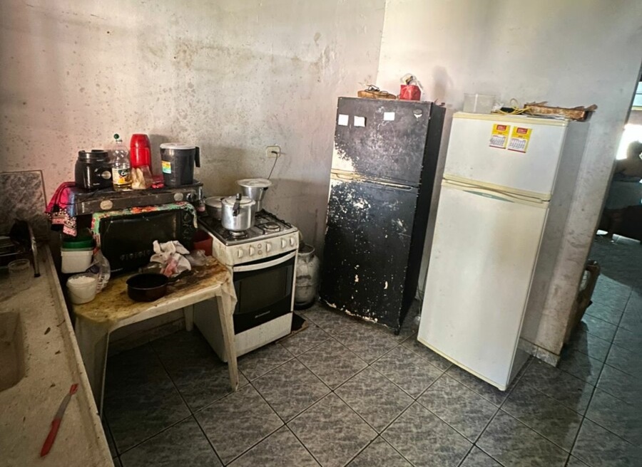 Mulher é presa suspeita de manter creche clandestina com maus-tratos em Morrinhos