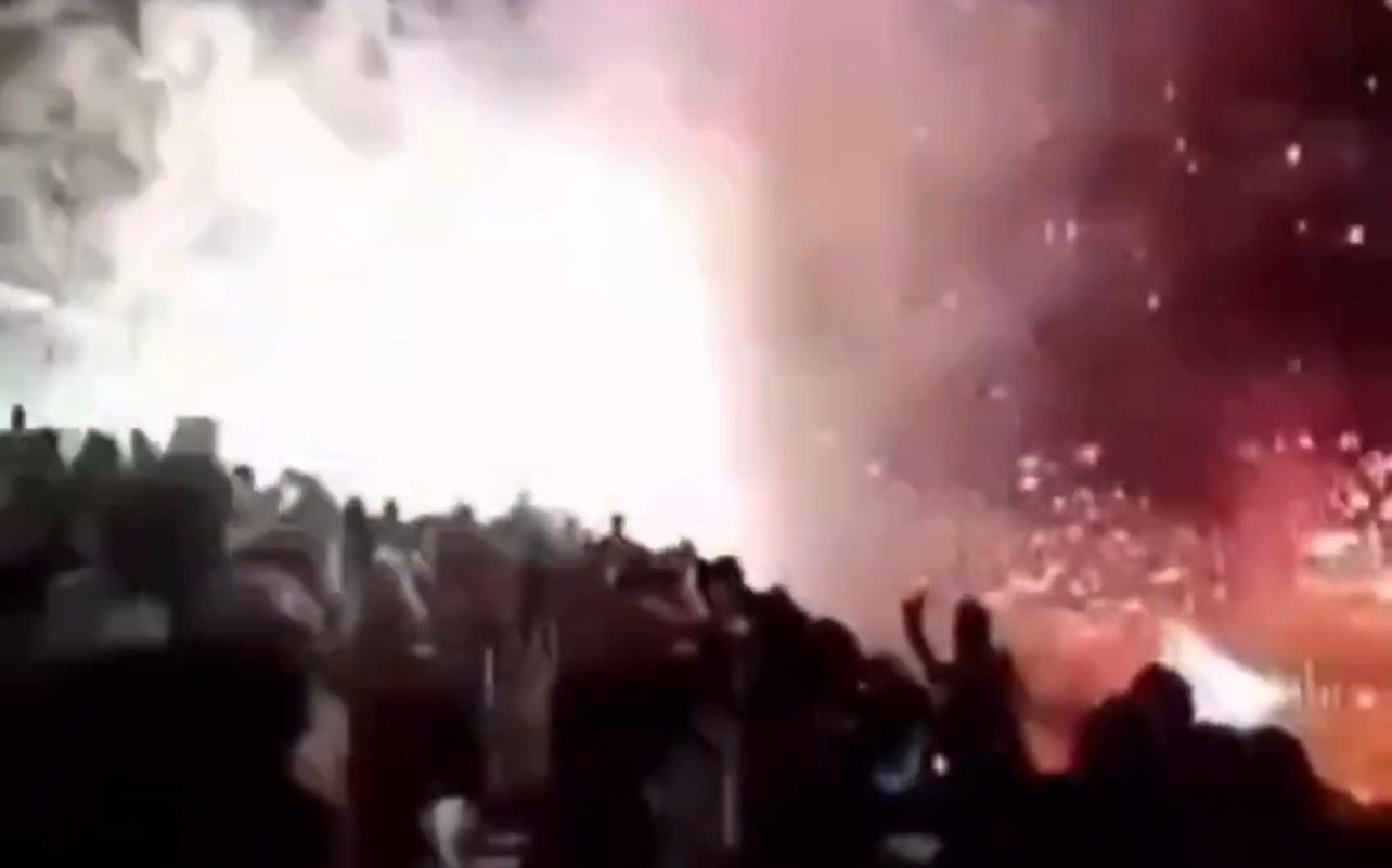Fogos de artifício disparados perto do público causam pânico em Réveillon em Angra dos Reis