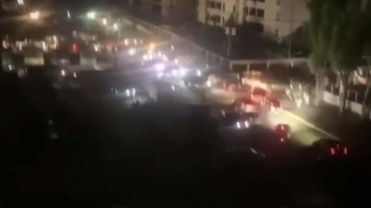 Vídeo: Venezuelanos tentam deixar Caracas após ataque surpresa dos Estados Unidos