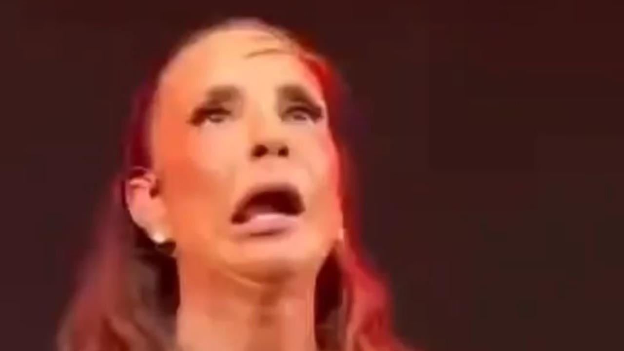 Vídeo: Ivete Sangalo gera reações com expressões faciais intensas durante apresentação