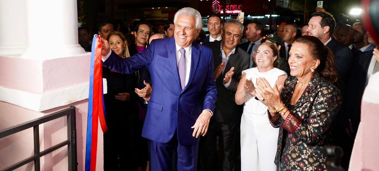 Caiado faz entrega histórica com inauguração do Colégio Lyceu de Goiânia reconstruído e bilíngue