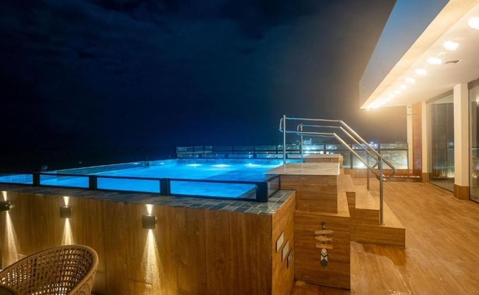 Mãe e filho morrem eletrocutados em piscina de pousada de luxo em Maragogi, aponta laudo