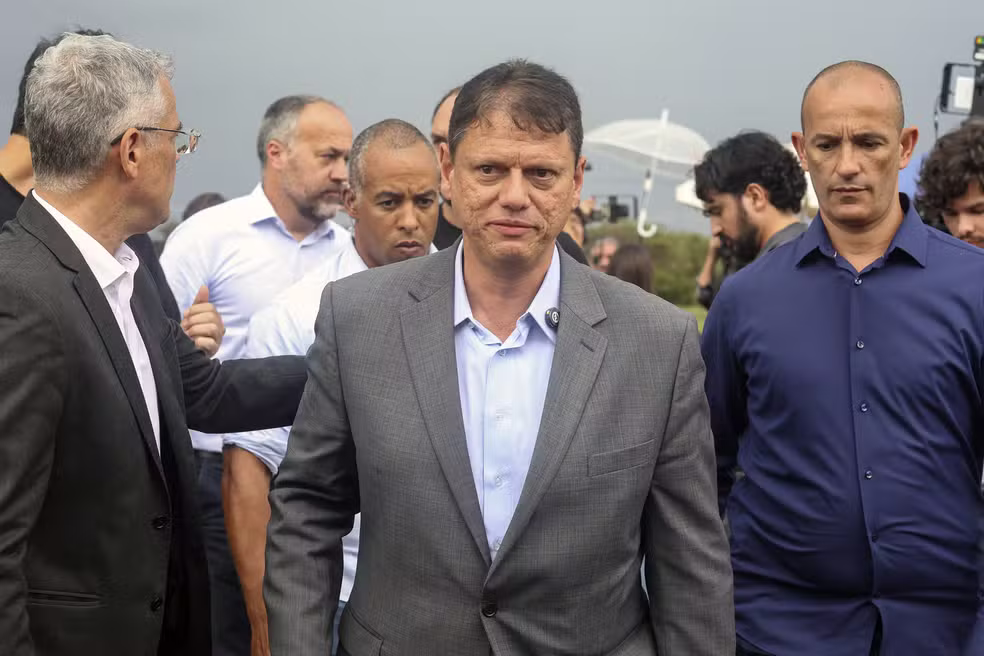 Bolsonaro avalia que entrada de Caiado no PSD fortalece bloco da oposição