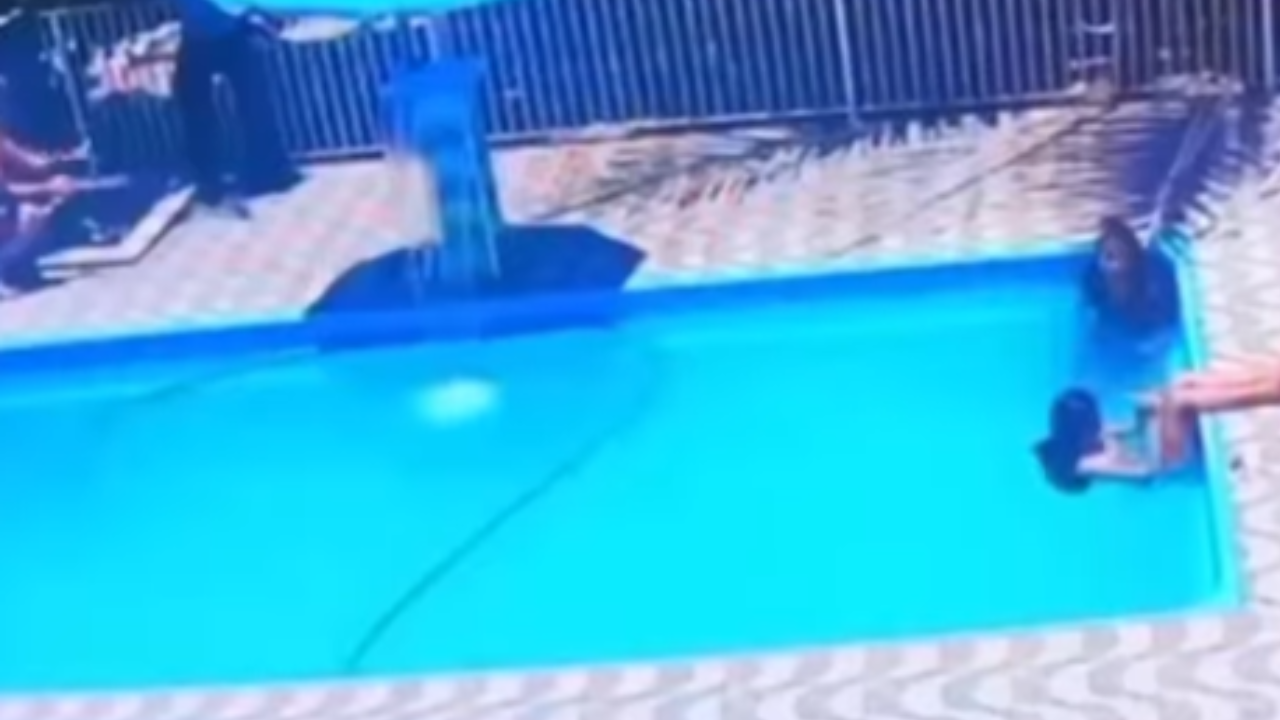 Criança morre após cabelo prender em sistema de sucção de piscina