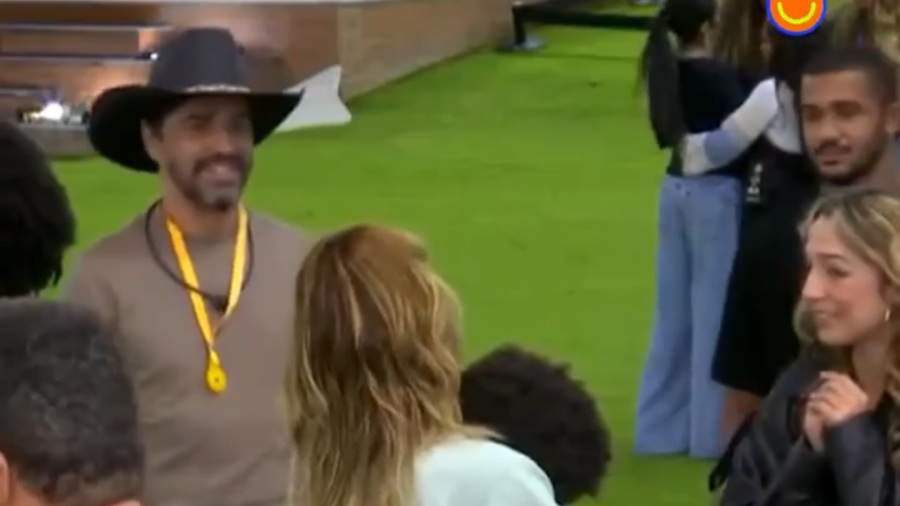 Vídeo: Ana Paula provoca Alberto Cowboy; “Tem que indicar quem sai” no BBB