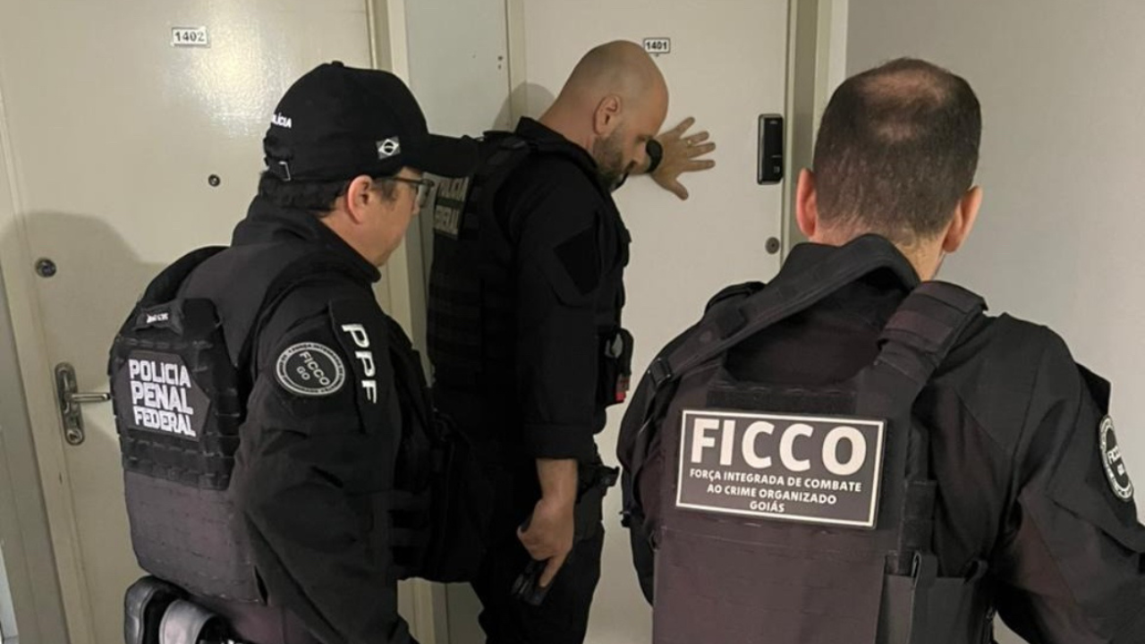 Operação Contra Prescrição cumpre 12 mandados contra tráfico de drogas em Goiás
