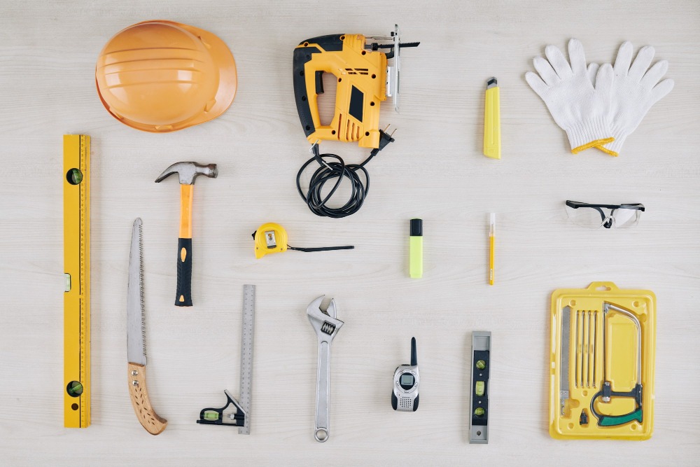 Ferramentas para construção civil: como montar um kit essencial e eficiente