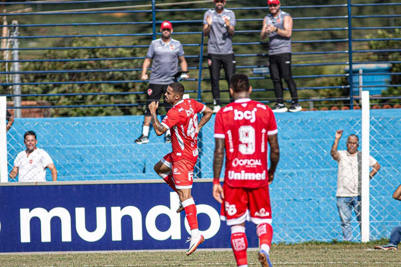 Vila Nova derrota Centro-Oeste por 2 a 0 com reservas e mantém foco no clássico contra Goiás