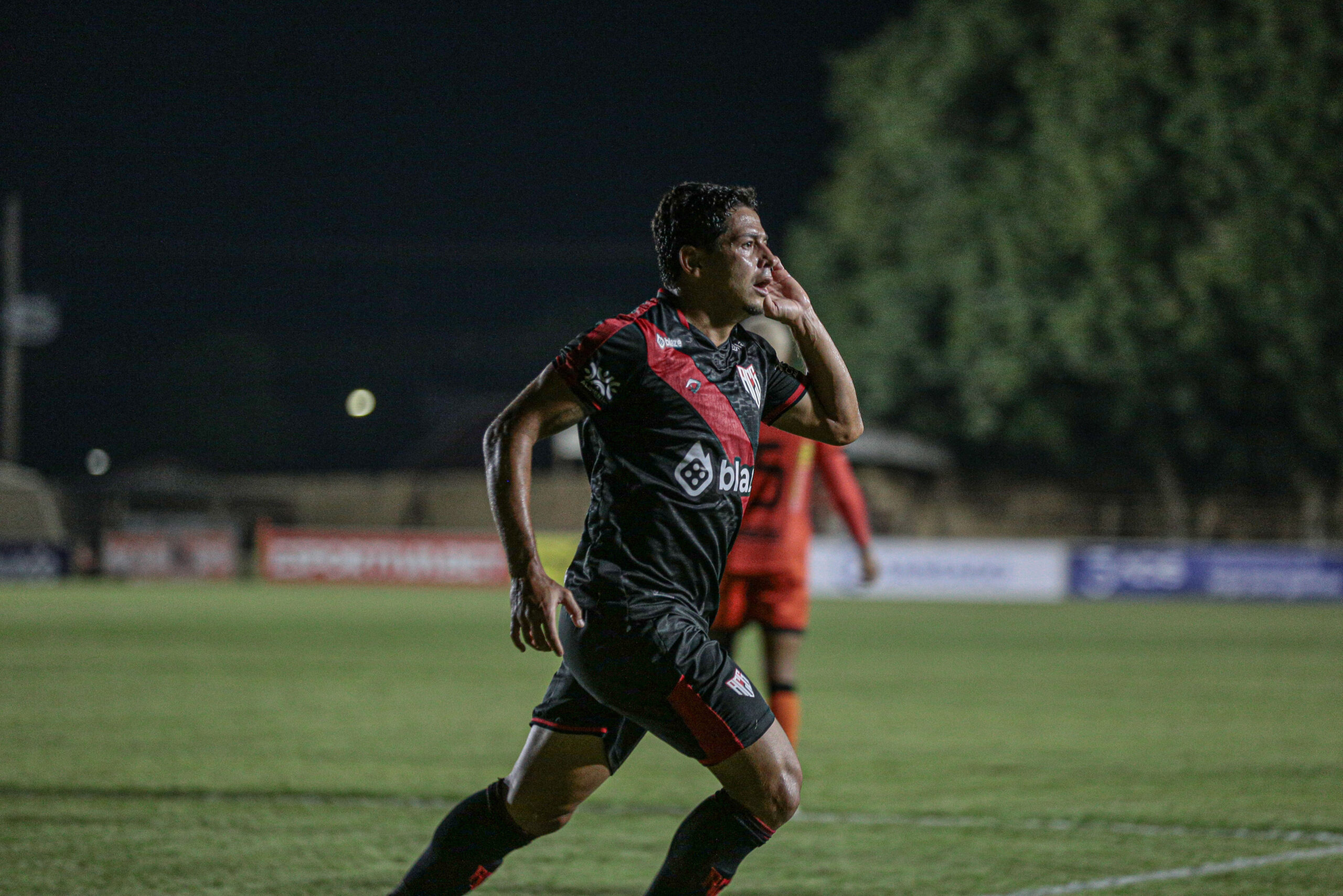 Atlético-GO é preciso nos contra-ataques, vence Abecat por 3x0 e abre vantagem nas quartas de final