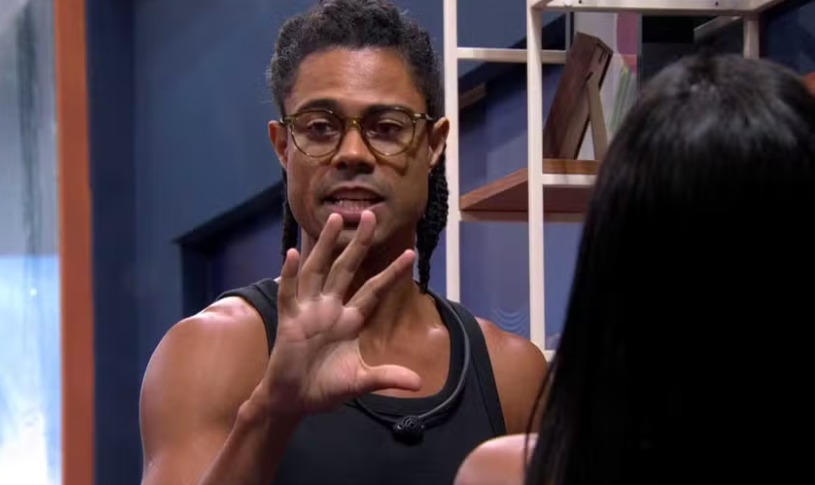 Breno expressa decepção com Milena no BBB 26