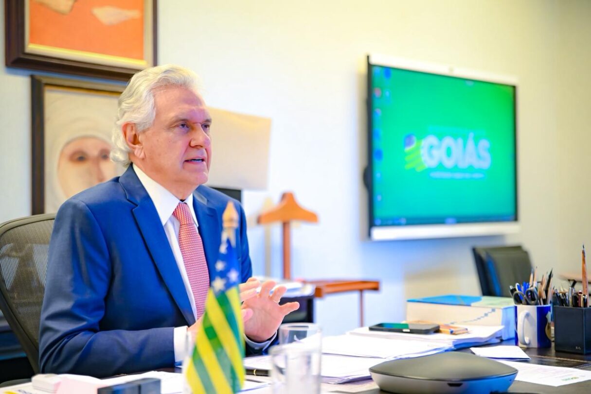 Caiado afirma que Saneago não será privatizada e garante ampliação de esgoto em Goiás