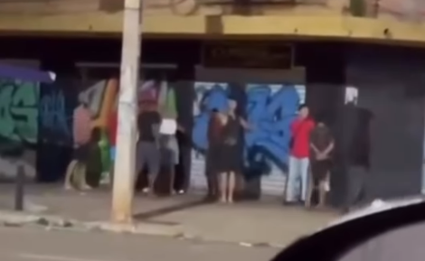 Moradores do centro de Goiânia denunciam brigas e uso de drogas na Rua do Lazer