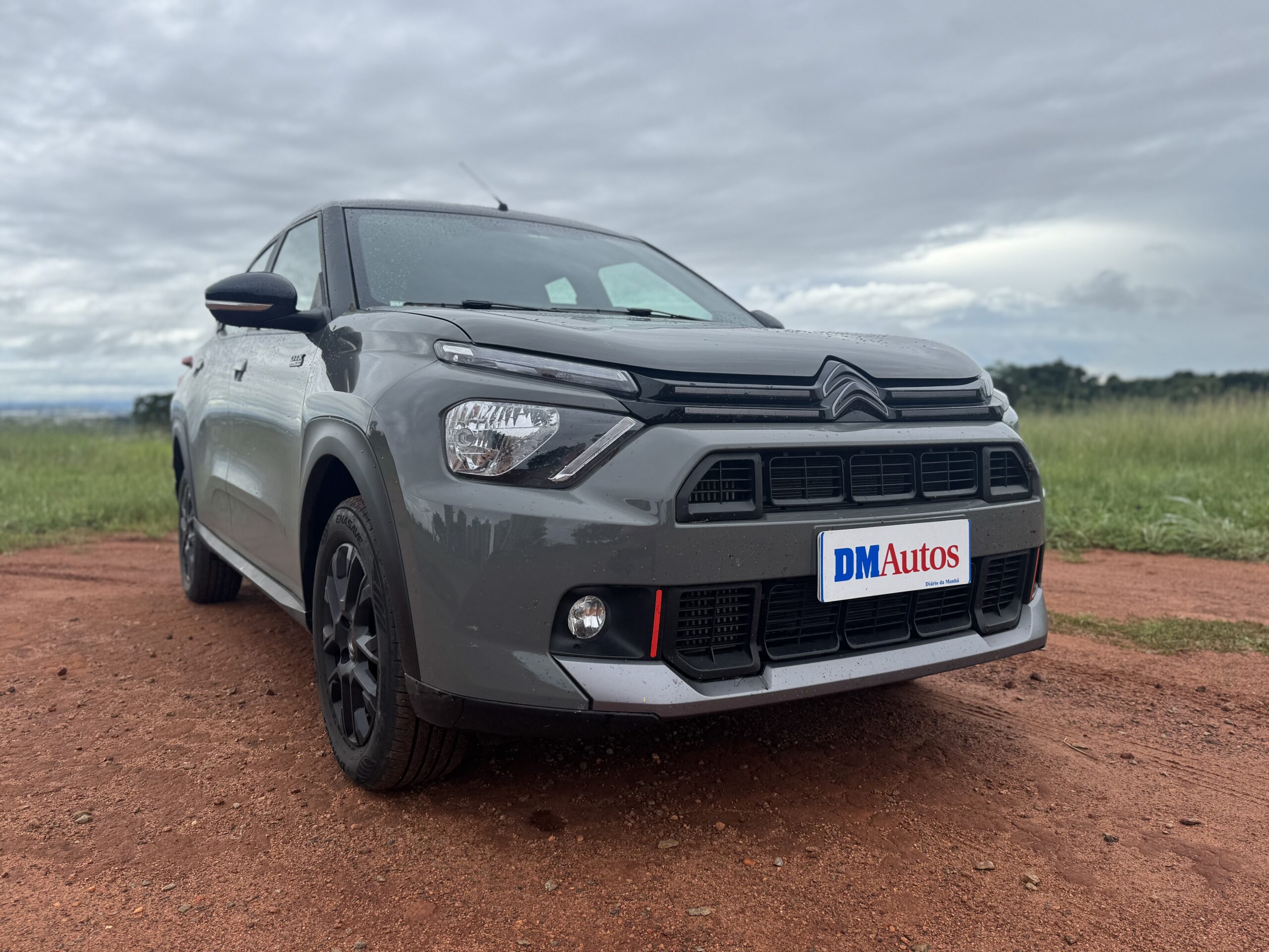 Teste: Citroën Basalt Dark Edition 2026 agrada em muito na proposta esportiva