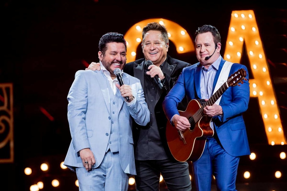 Leonardo e Bruno & Marrone se apresentam em Goiânia no mês de maio com a turnê Cabaré - O Último Encontro