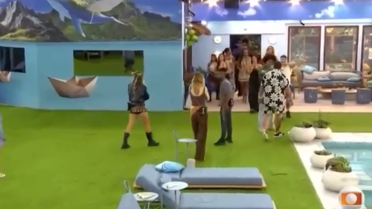 Vídeo: Babu grita durante eliminação e discute com Gabriela e Sol após saída de Sarah
