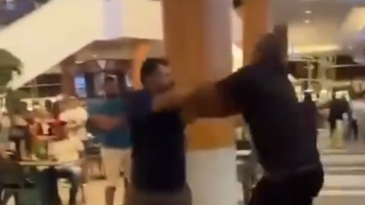 Briga entre homens causa tumulto no Shopping Passeio das Águas. Assista ao vídeo