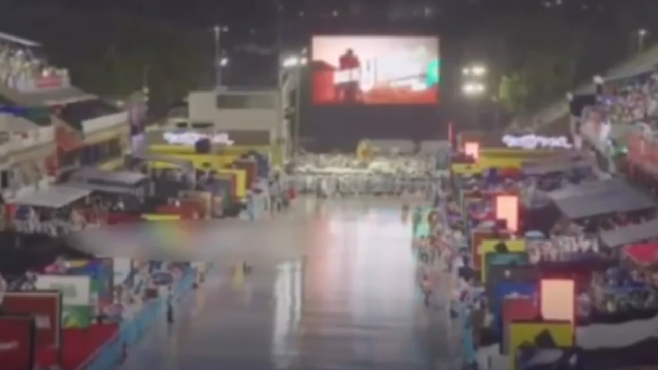 Pastor diz que ‘carnaval não pertence ao mal’ em oração no sambódromo; veja vídeo