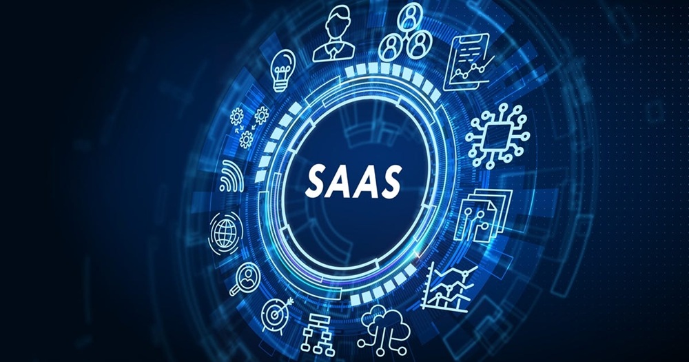 Servidor cria hub de micro-saas na folga sozinho