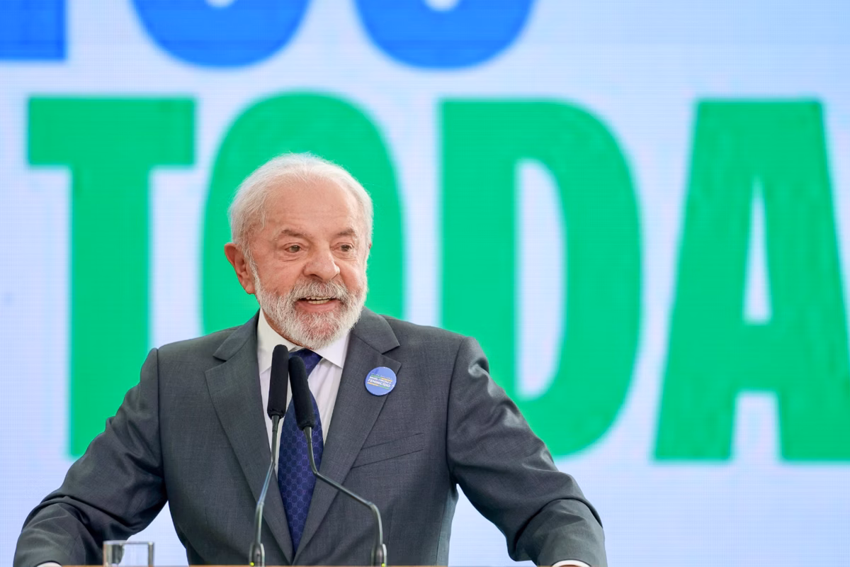 Lula ironiza Trump, defende multilateralismo e critica disputa por supremacia