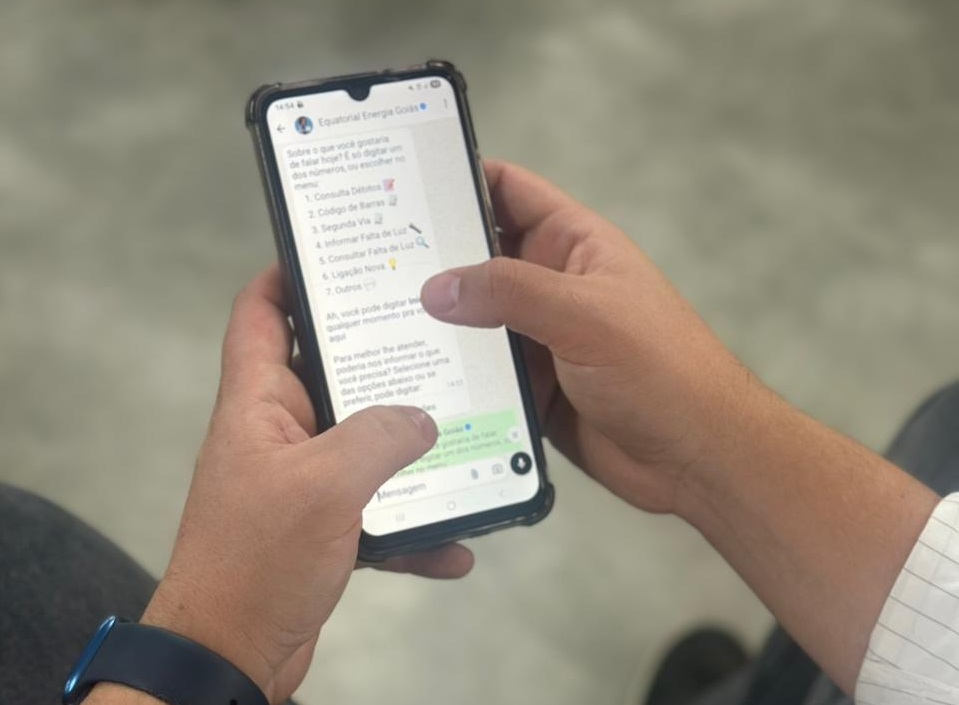 Equatorial Goiás libera pagamento de conta de luz diretamente pelo WhatsApp