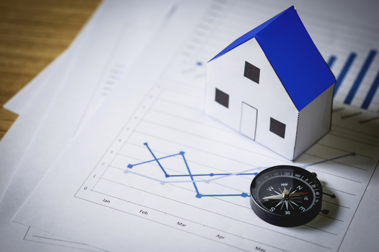 Análise criteriosa e respaldo jurídico garantem a rentabilidade em leilões imobiliários