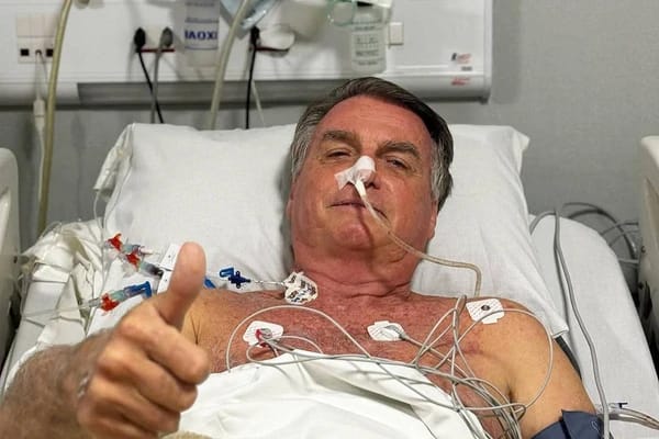 Bolsonaro apresenta melhora nos dois pulmões e pode deixar UTI até o fim da semana