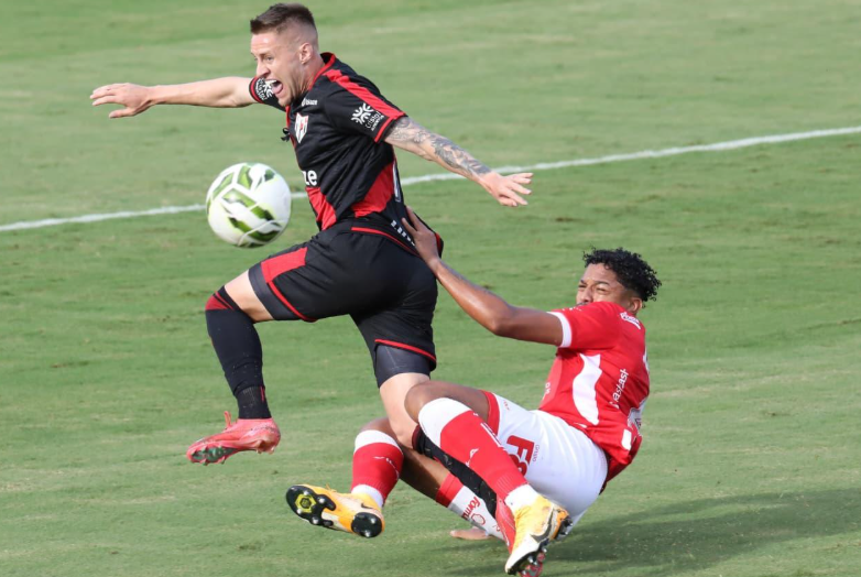Atlético-GO segura empate no OBA, elimina Vila Nova e vai à final contra Goiás