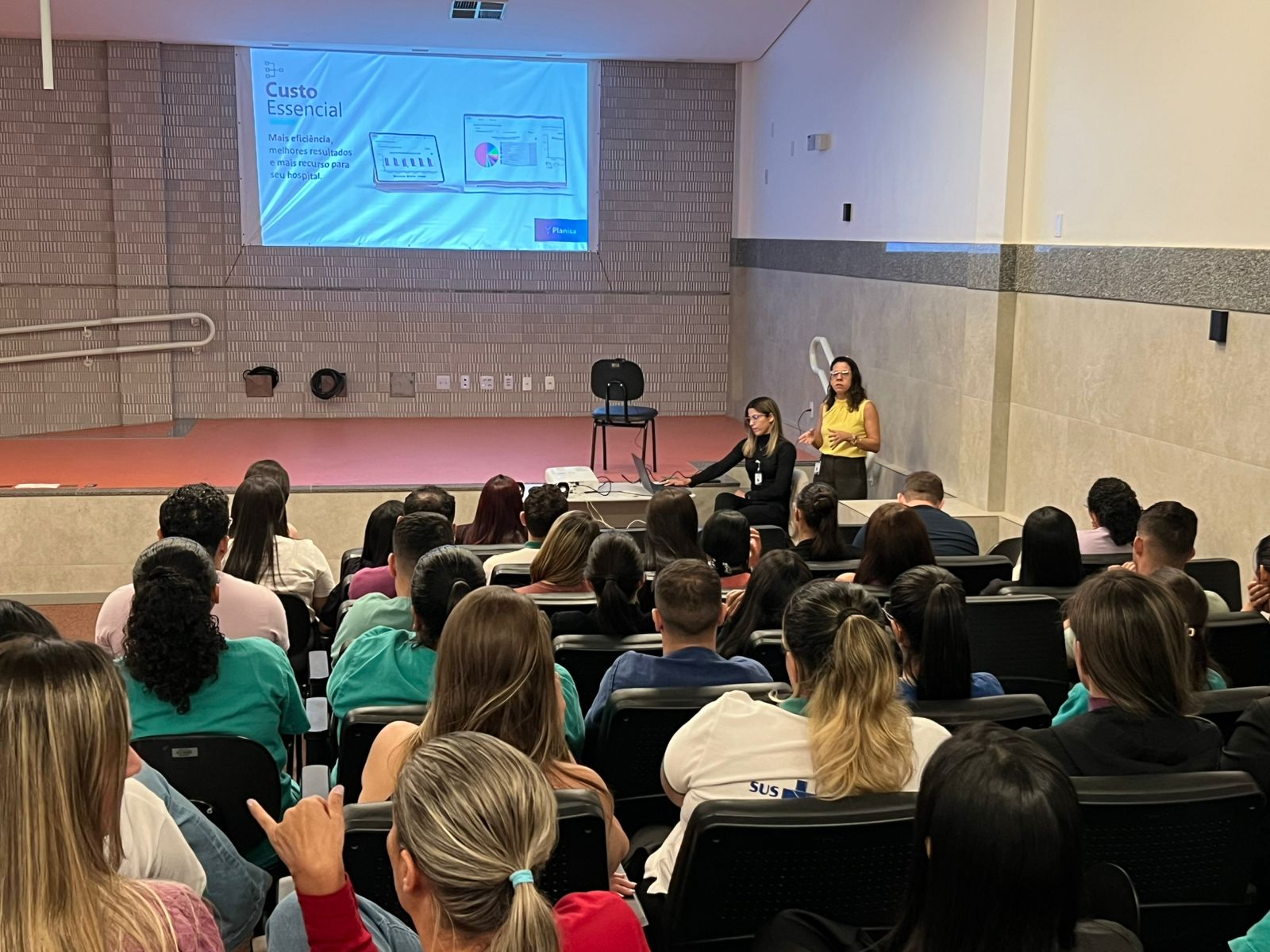 HEAL realiza treinamento sobre custo do paciente e fortalece gestão eficiente