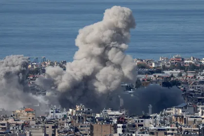 Israel amplia ofensiva contra Irã e Hezbollah enquanto mísseis atingem países aliados dos EUA