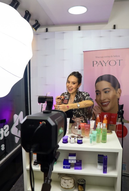 Projeto MuRA e StarLive se unem para capacitar mulheres a alcançarem independência financeira por meio de Live Commerce