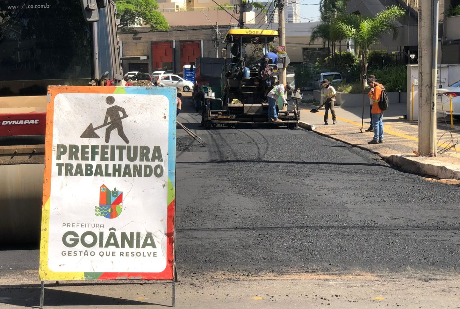 Seinfra remove mais de 423 toneladas de entulho de galerias pluviais e amplia tapa-buracos em Goiânia