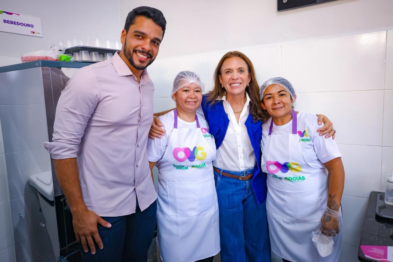 Gracinha Caiado inaugura primeiro Restaurante do Bem em Trindade