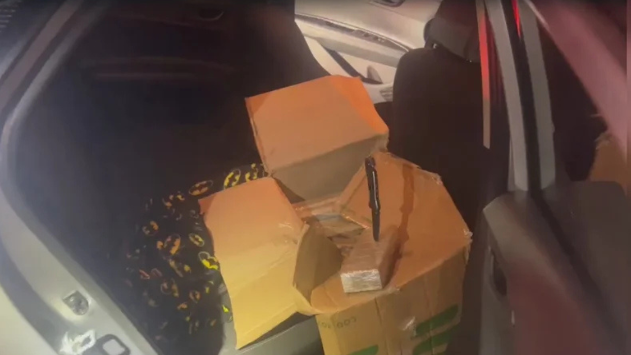 PRF apreende 160 quilos de maconha e prende suspeito na BR-060 em Goianápolis