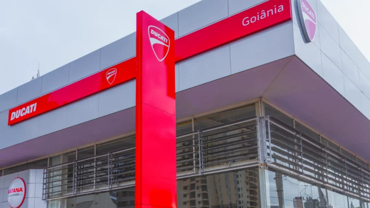 Ducati inaugura point especial em Goiânia para fãs acompanharem MotoGP