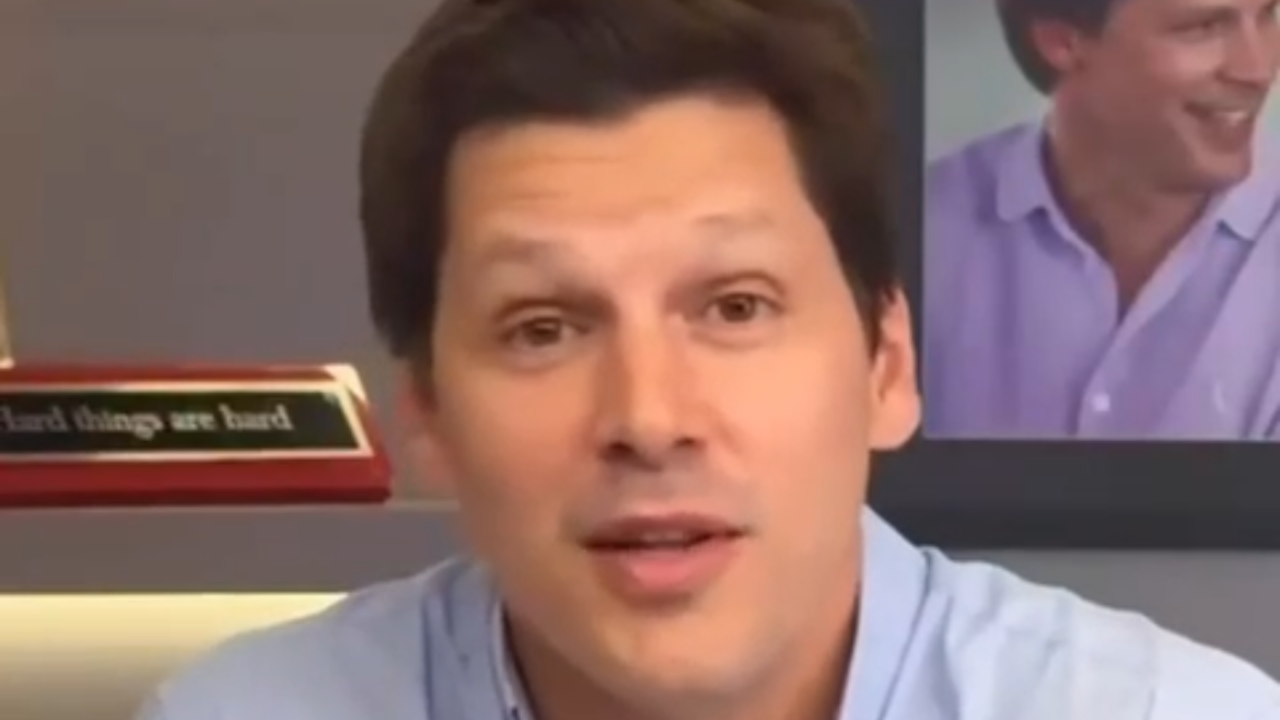 Vídeo: Daniel Vilela compara demissão de Filipe Luís no Flamengo à política