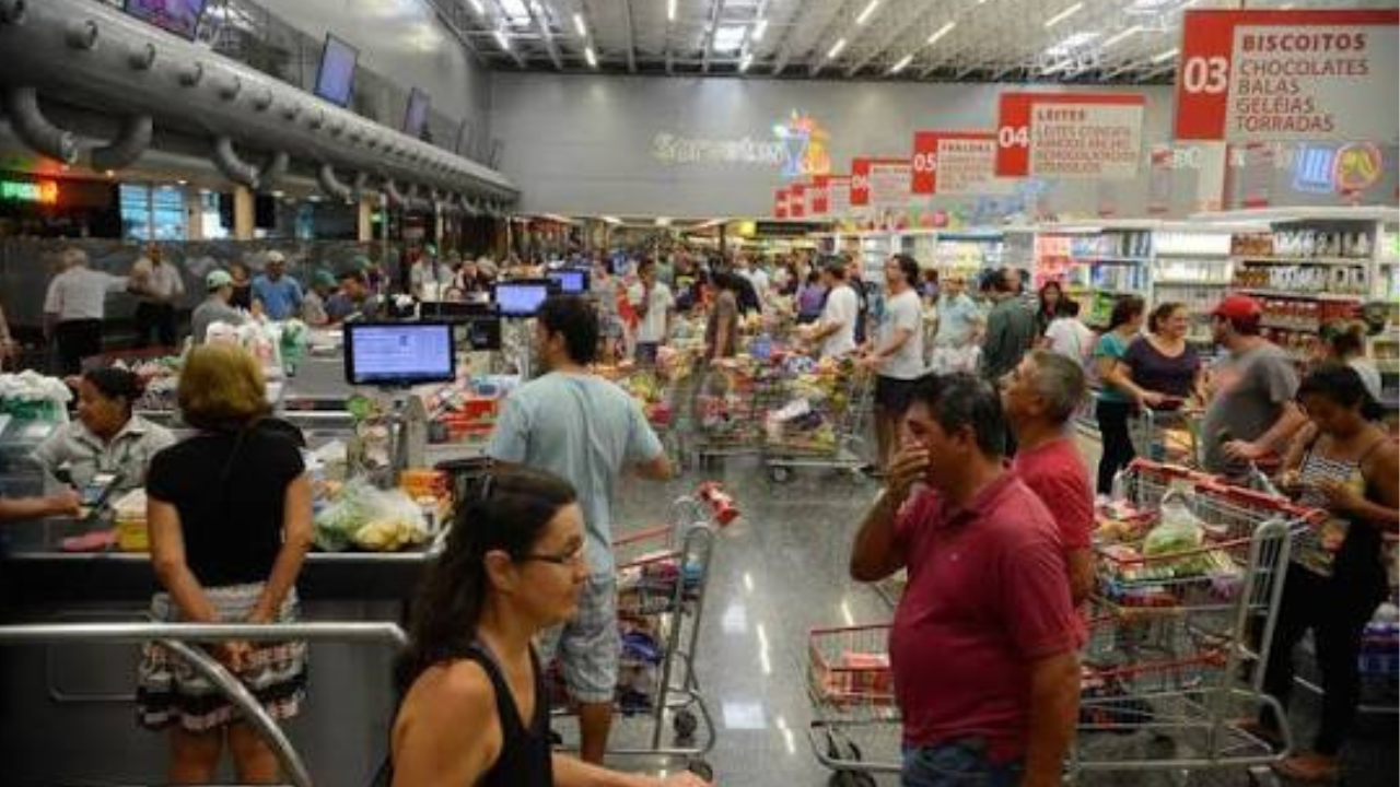 A avaliação é que a mudança pode ajudar a atrair e manter funcionários