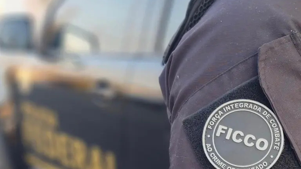 Foragida da justiça do Pará por integrar organização criminosa é presa em Goiânia