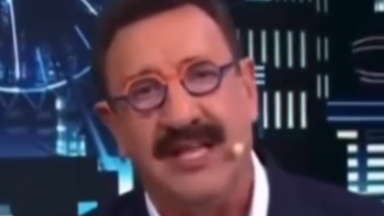 Ratinho volta a falar sobre polêmica com Erika Hilton: ‘Não vou mudar meu jeito de ser’; veja vídeo