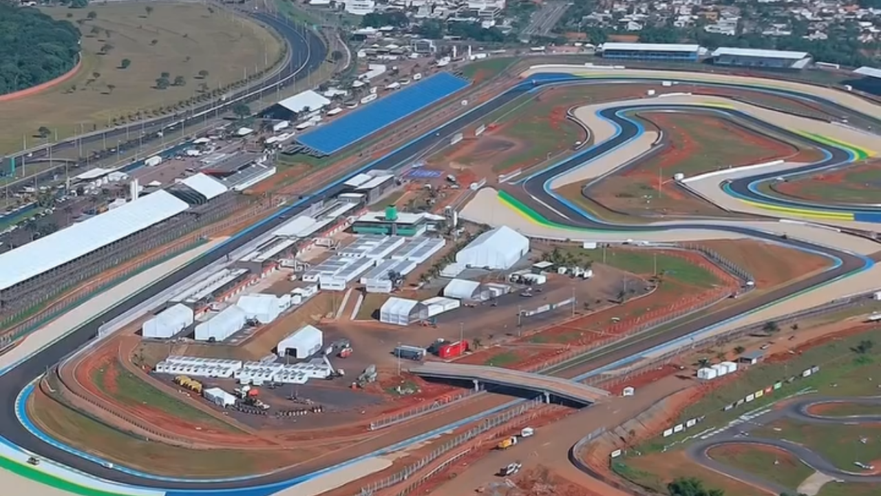 Influenciador mostra vista aérea do autódromo de Goiânia e declara: 'É daqui que quero assistir o MotoGP'