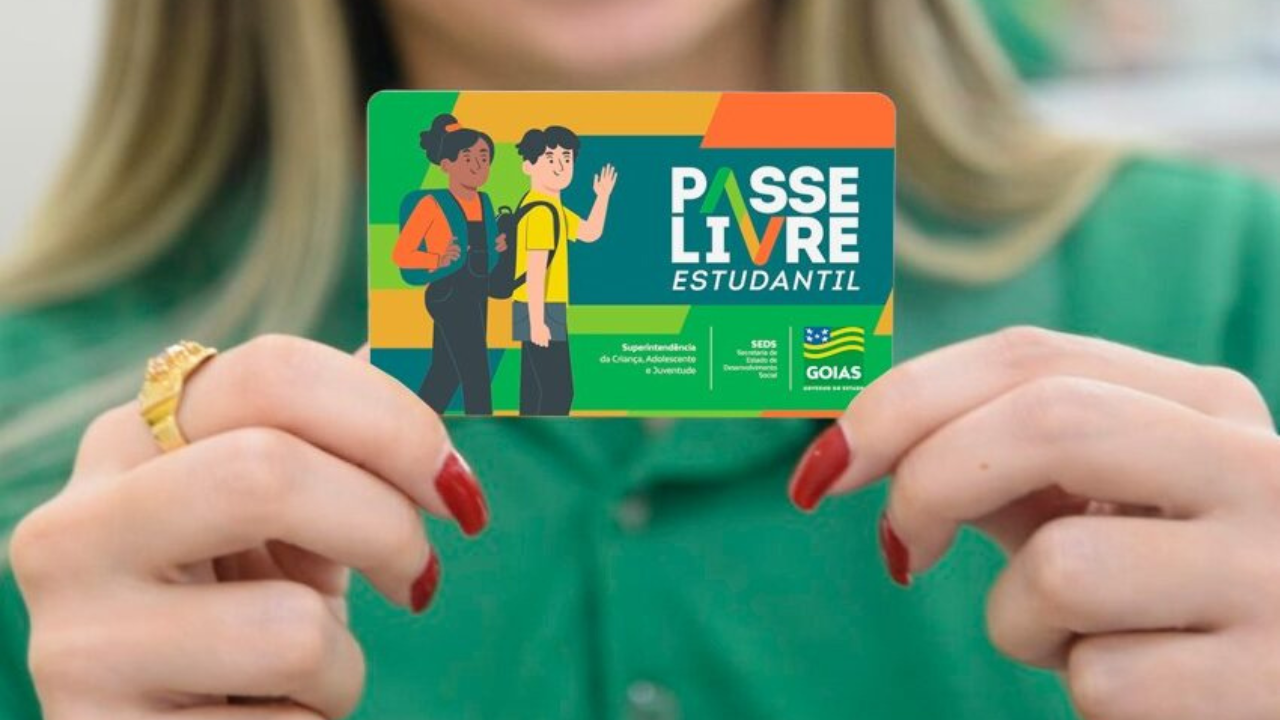 Goiás assume 100% do passe livre estudantil com investimento de R$ 188 milhões